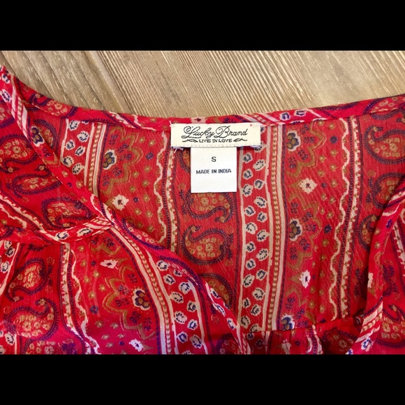 Lucky Brand Sheer Overlay - Picture 2 of 4